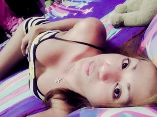BarbieWildxx - BE MY SLAVE AND WORSHIP YOUR MISTRESSS